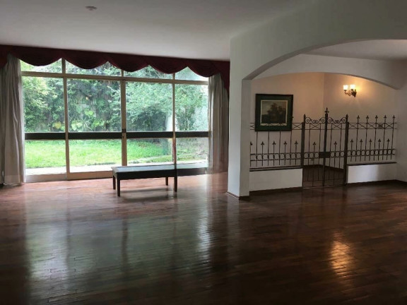 Casa com 4 Quartos à Venda, 385 m² em Alto De Pinheiros - São Paulo