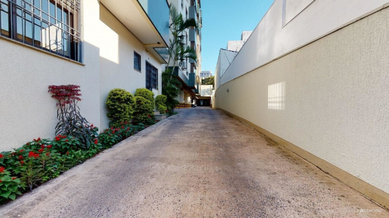 Imagem Imóvel com 2 Quartos à Venda, 69 m² em Higienópolis - Porto Alegre Imagem Imóvel com 2 Quartos à Venda, 69 m² em Higienópolis - Porto Alegre