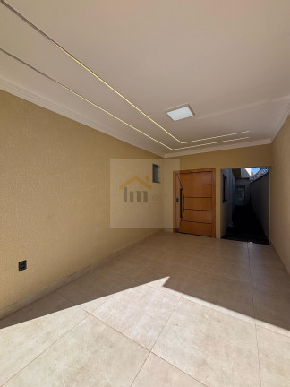Imagem Casa com 3 Quartos à Venda, 140 m² em Vila Oliveira - Aparecida De Goiânia