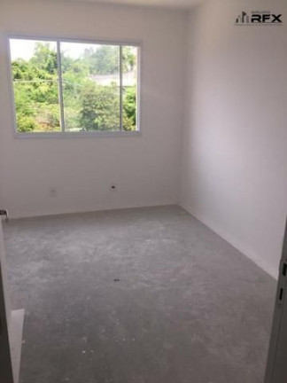 Imagem Apartamento com 2 Quartos à Venda, 60 m² em Maria Paula I - São Gonçalo