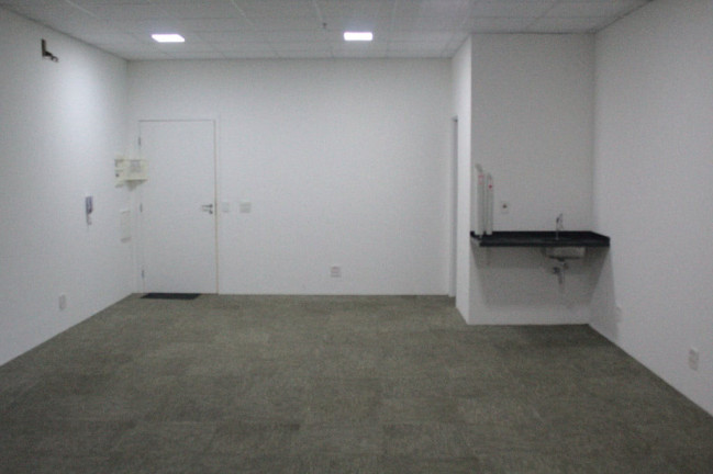 Sala Comercial à Venda, 50 m² em Vila Mariana - São Paulo
