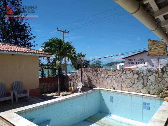 Casa com 4 Quartos à Venda, 300 m² em Ponta Negra - Natal