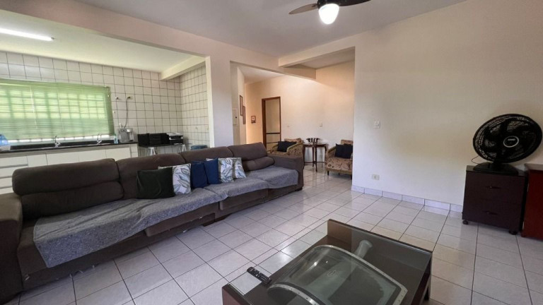 Imagem Sobrado com 3 Quartos à Venda, 316 m² em Setor Jaó - Goiânia Imagem Sobrado com 3 Quartos à Venda, 316 m² em Setor Jaó - Goiânia