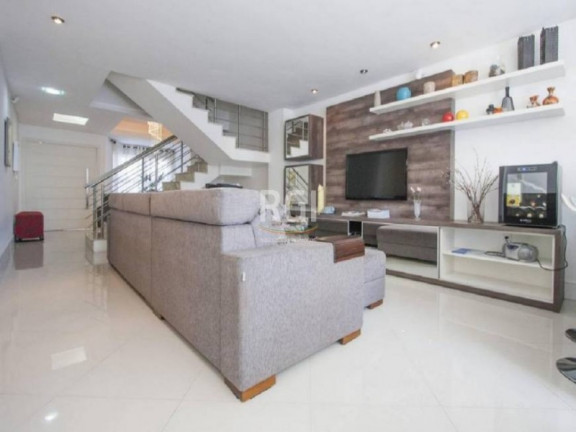 Imagem Casa com 4 Quartos à Venda, 369 m² em Sarandi - Porto Alegre Imagem Casa com 4 Quartos à Venda, 369 m² em Sarandi - Porto Alegre