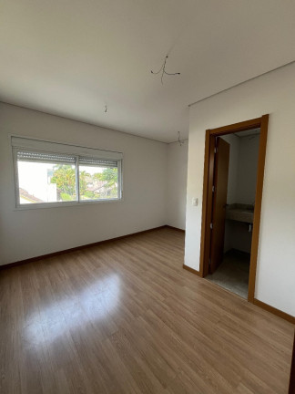 Imagem Imóvel com 3 Quartos à Venda, 114 m² em Petrópolis - Porto Alegre Imagem Imóvel com 3 Quartos à Venda, 114 m² em Petrópolis - Porto Alegre