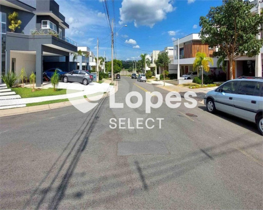 Imagem Imóvel com 3 Quartos à Venda, 270 m² em Swiss Park - Campinas Imagem Imóvel com 3 Quartos à Venda, 270 m² em Swiss Park - Campinas