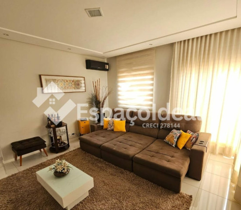 Imagem Casa com 3 Quartos à Venda, 206 m² em Jardim Itamaraty - Lençóis Paulista Imagem Casa com 3 Quartos à Venda, 206 m² em Jardim Itamaraty - Lençóis Paulista