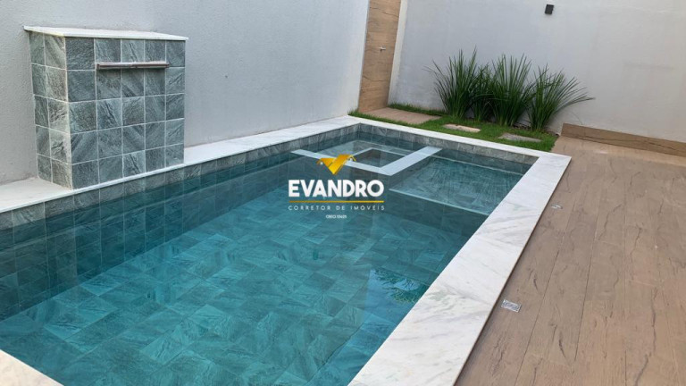 Imagem Casa com 4 Quartos à Venda, 230 m² em Condomínio Primor Das Torres - Cuiabá Imagem Casa com 4 Quartos à Venda, 230 m² em Condomínio Primor Das Torres - Cuiabá