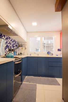 Imagem Apartamento com 3 Quartos à Venda, 128 m² em Menino Deus - Porto Alegre Imagem Apartamento com 3 Quartos à Venda, 128 m² em Menino Deus - Porto Alegre