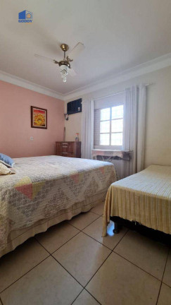Imagem Casa com 5 Quartos à Venda, 253 m² em Jardim Das Américas - Cuiabá Imagem Casa com 5 Quartos à Venda, 253 m² em Jardim Das Américas - Cuiabá