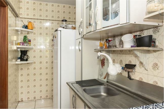 Imagem Imóvel com 2 Quartos à Venda, 65 m² em Azenha - Porto Alegre Imagem Imóvel com 2 Quartos à Venda, 65 m² em Azenha - Porto Alegre