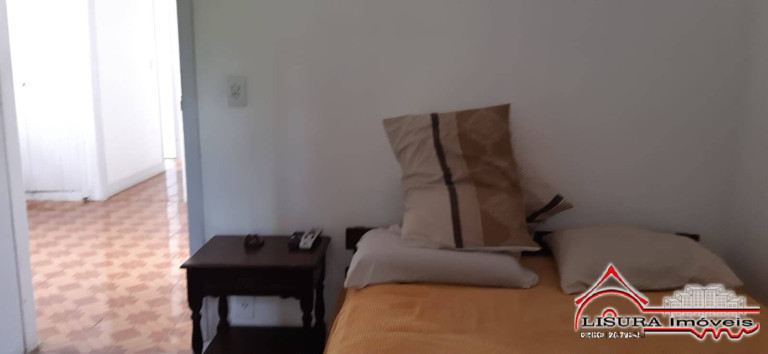 Imagem Casa com 3 Quartos à Venda, 230 m² em Centro - Jacareí Imagem Casa com 3 Quartos à Venda, 230 m² em Centro - Jacareí
