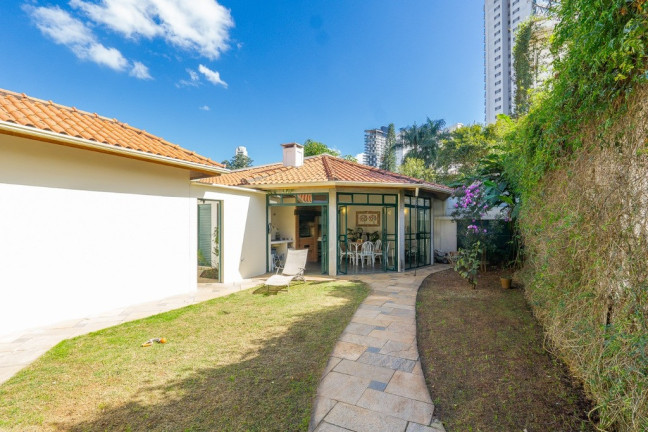 Casa com 3 Quartos à Venda, 288 m² em Jardim Das Bandeiras - São Paulo