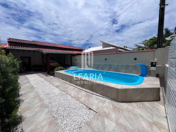 Casa com 3 Quartos à Venda, 90 m² em Itapema Do Saí - Itapoá