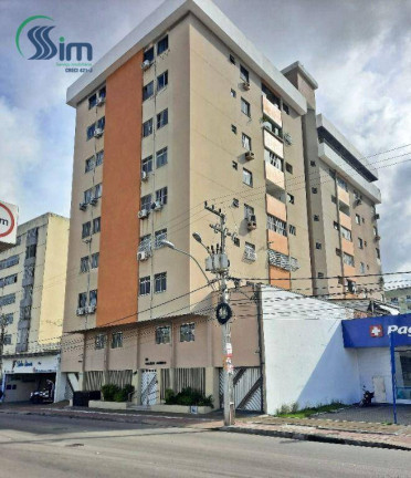 Sala Comercial à Venda, 48 m² em Fátima - Fortaleza