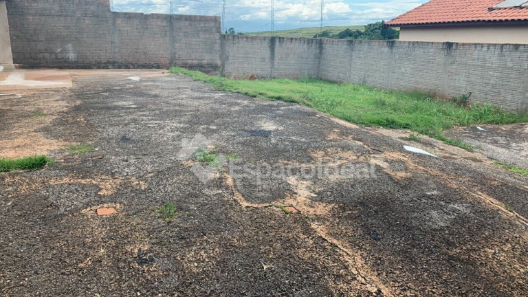 Imagem Casa com 2 Quartos à Venda, 70 m² em Jardim Carolina - Lençóis Paulista Imagem Casa com 2 Quartos à Venda, 70 m² em Jardim Carolina - Lençóis Paulista