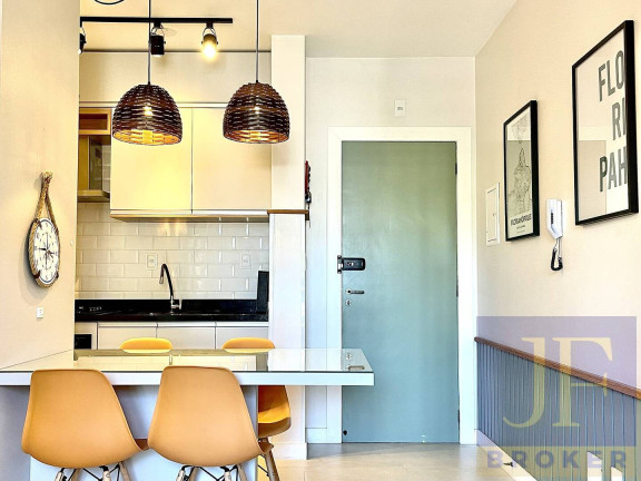Imagem Apartamento com 1 Quarto para Temporada, 40 m² em Canasvieiras - Florianópolis Imagem Apartamento com 1 Quarto para Temporada, 40 m² em Canasvieiras - Florianópolis