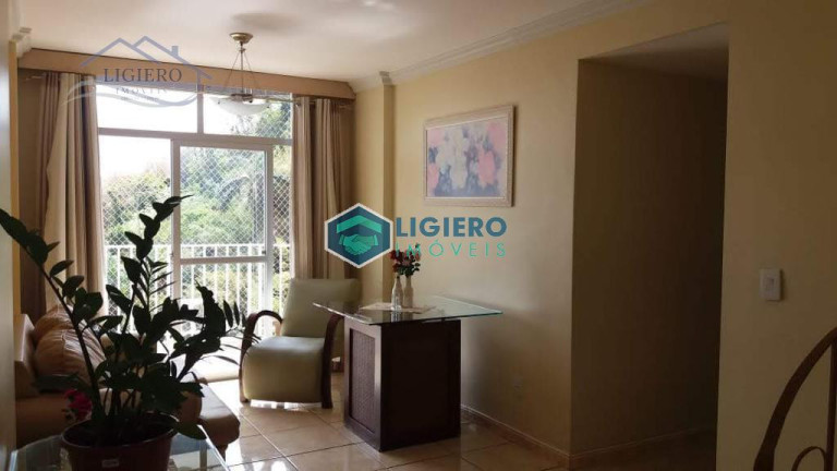 Cobertura com 4 Quartos à Venda,  em Santa Rosa - Niterói