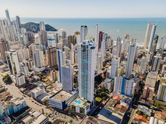 Imagem Apartamento com 4 Quartos para Alugar, 129 m² em Centro - Balneário Camboriú Imagem Apartamento com 4 Quartos para Alugar, 129 m² em Centro - Balneário Camboriú