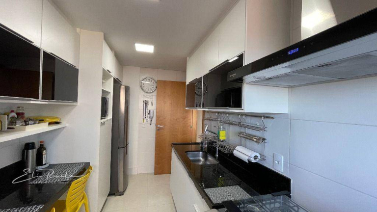 Imagem Apartamento com 3 Quartos à Venda, 105 m² em Praia De Itaparica - Vila Velha Imagem Apartamento com 3 Quartos à Venda, 105 m² em Praia De Itaparica - Vila Velha