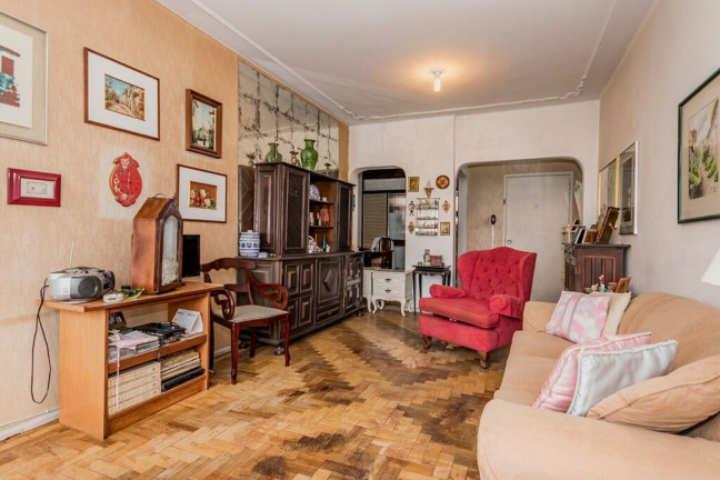 Imagem Imóvel com 3 Quartos à Venda, 107 m² em Santana - Porto Alegre Imagem Imóvel com 3 Quartos à Venda, 107 m² em Santana - Porto Alegre