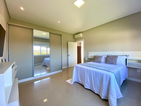 Imagem Casa com 4 Quartos à Venda, 188 m² em Novo Louro - Capao Da Canoa Imagem Casa com 4 Quartos à Venda, 188 m² em Novo Louro - Capao Da Canoa