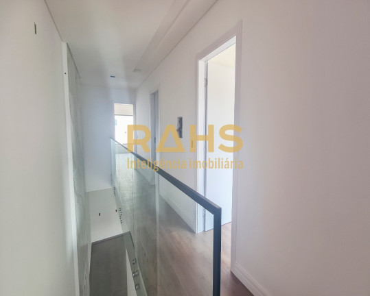 Imagem Casa com 3 Quartos à Venda, 195 m² em Floresta - Joinville