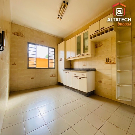 Imagem Casa com 3 Quartos à Venda, 250 m² em Campos Eliseos - Poços De Caldas Imagem Casa com 3 Quartos à Venda, 250 m² em Campos Eliseos - Poços De Caldas