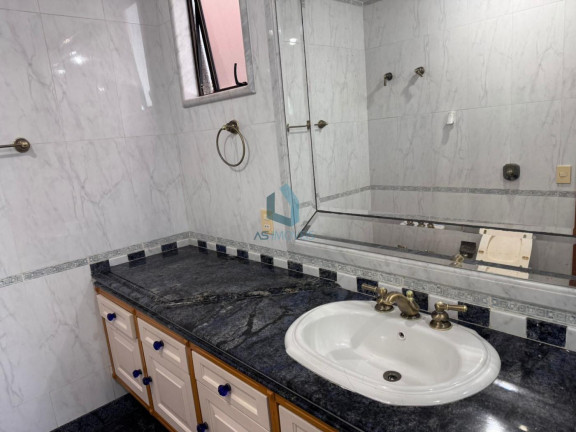 Imagem Apartamento com 4 Quartos à Venda, 250 m² em Centro - Cabo Frio