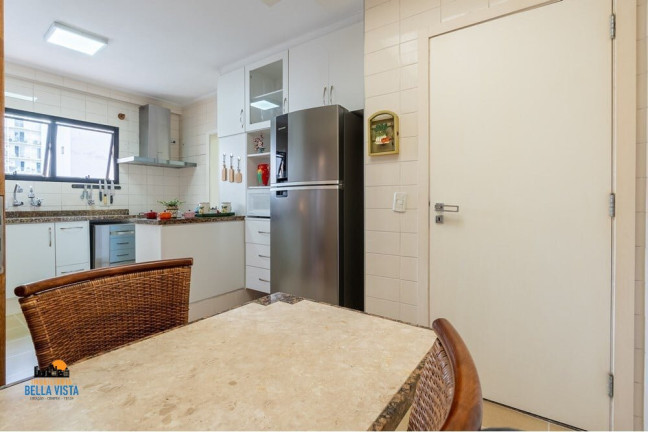 Imagem Apartamento com 4 Quartos à Venda, em Moema - São Paulo Imagem Apartamento com 4 Quartos à Venda, em Moema - São Paulo