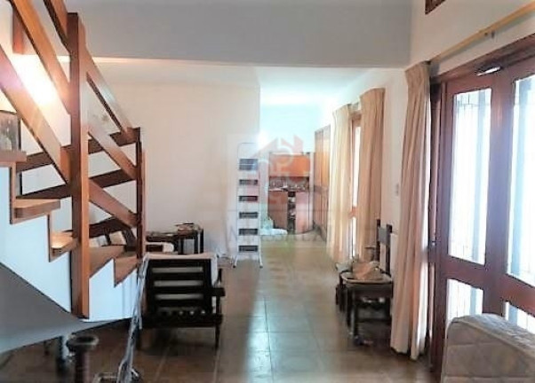 Imagem Casa com 5 Quartos à Venda, 472 m² em Cavalhada - Porto Alegre Imagem Casa com 5 Quartos à Venda, 472 m² em Cavalhada - Porto Alegre