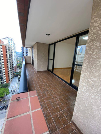 Imagem Apartamento com 3 Quartos para Alugar, 170 m² em Alphaville - Barueri