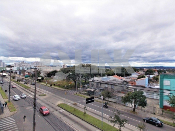 Imagem Imóvel com 3 Quartos à Venda, 156 m² em Jardim Itu - Porto Alegre Imagem Imóvel com 3 Quartos à Venda, 156 m² em Jardim Itu - Porto Alegre