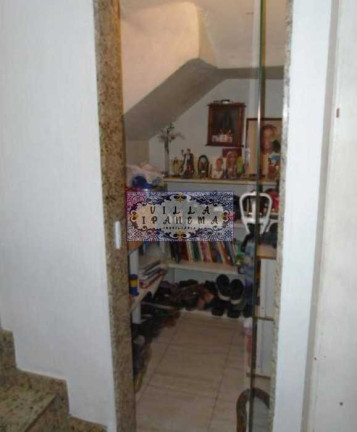 Imagem Imóvel com 3 Quartos à Venda, 211 m² em Anil - Rio De Janeiro Imagem Imóvel com 3 Quartos à Venda, 211 m² em Anil - Rio De Janeiro