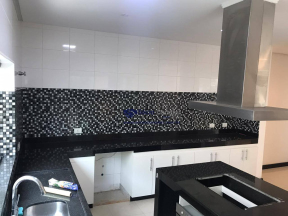 Imagem Sobrado com 4 Quartos à Venda, 482 m² em Caetetuba - Atibaia Imagem Sobrado com 4 Quartos à Venda, 482 m² em Caetetuba - Atibaia