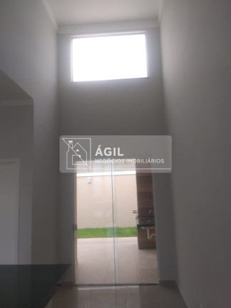 Imagem Casa com 3 Quartos à Venda, 131 m² em Caçapava Velha - Caçapava Imagem Casa com 3 Quartos à Venda, 131 m² em Caçapava Velha - Caçapava
