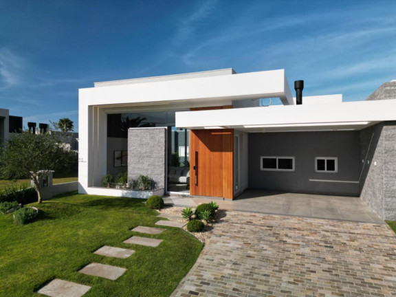 Imagem Casa com 4 Quartos à Venda, 185 m² em Araçá - Capao Da Canoa Imagem Casa com 4 Quartos à Venda, 185 m² em Araçá - Capao Da Canoa