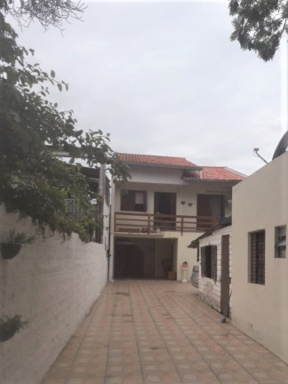 Imagem Casa com 3 Quartos à Venda, 163 m² em Cavalhada - Porto Alegre Imagem Casa com 3 Quartos à Venda, 163 m² em Cavalhada - Porto Alegre