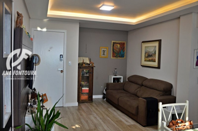 Imagem Apartamento com 3 Quartos à Venda, 100 m² em Centro - Balneário Camboriú