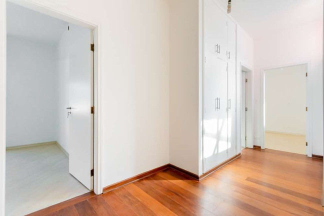 Imagem Casa com 6 Quartos à Venda, em Vila Ida - São Paulo Imagem Casa com 6 Quartos à Venda, em Vila Ida - São Paulo
