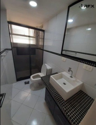Imagem Apartamento com 3 Quartos à Venda, 130 m² em Icaraí - Niterói