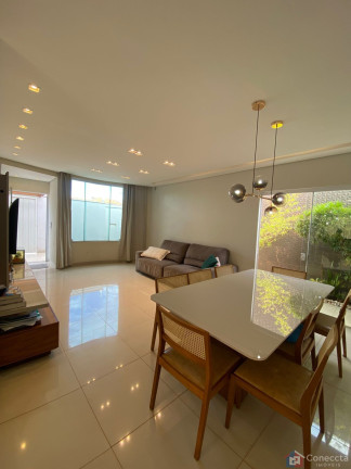 Imagem Casa com 3 Quartos à Venda, 222 m² em Alto Limoeiro - Patos De Minas Imagem Casa com 3 Quartos à Venda, 222 m² em Alto Limoeiro - Patos De Minas