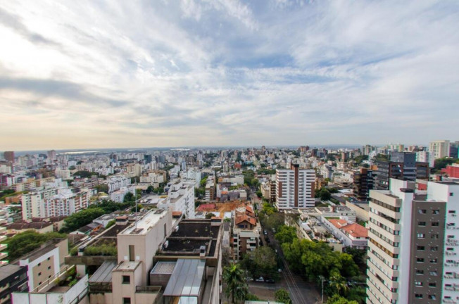 Imagem Imóvel com 4 Quartos à Venda, 310 m² em Bela Vista - Porto Alegre Imagem Imóvel com 4 Quartos à Venda, 310 m² em Bela Vista - Porto Alegre