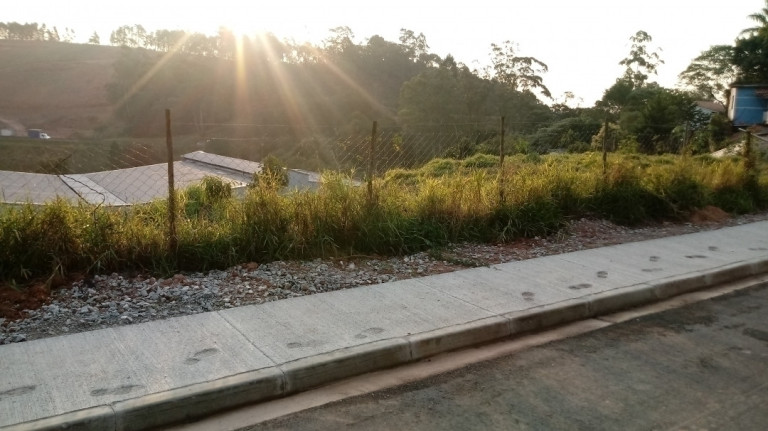 Imagem Terreno à Venda, 2.001 m² em Próximo A Rodovia - Mairiporã