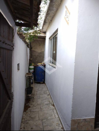 Imagem Casa com 3 Quartos à Venda, 60 m² em Comendador Soares - Nova Iguaçu Imagem Casa com 3 Quartos à Venda, 60 m² em Comendador Soares - Nova Iguaçu