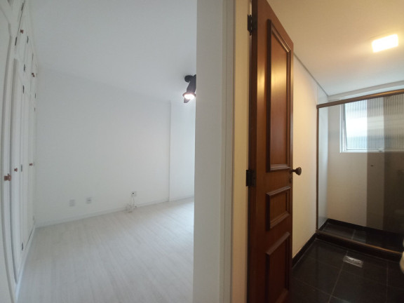 Imagem Apartamento com 3 Quartos à Venda, 162 m² em Gonzaga - Santos Imagem Apartamento com 3 Quartos à Venda, 162 m² em Gonzaga - Santos