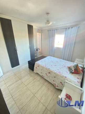 Imagem Casa com 5 Quartos à Venda, 526 m² em Santa Mônica - Guarapari