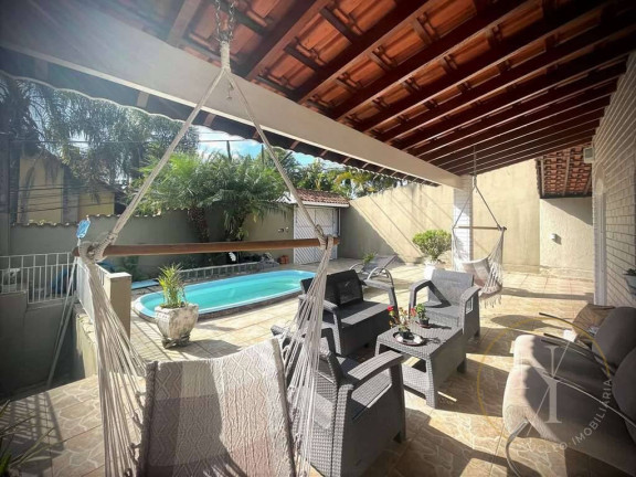 Imagem Casa com 3 Quartos à Venda, 131 m² em Vila Diva - Carapicuíba