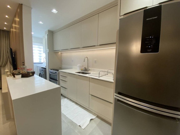 Imagem Apartamento com 2 Quartos à Venda, 73 m² em Centro - Navegantes
