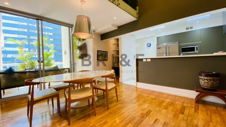 Apartamento com 2 Quartos para Alugar, 160 m² em Brooklin - São Paulo